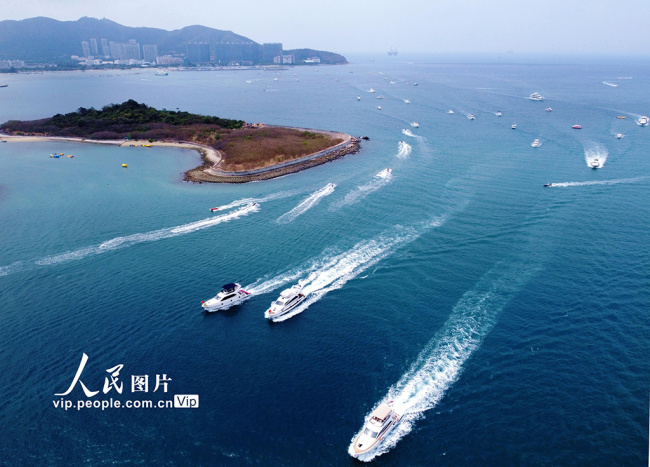 海南(nan)三亞：千(qiān)帆出海(hǎi)