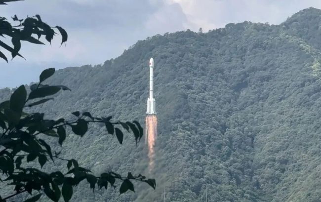 我國(guó)成功發(fa)射第五(wǔ)十六顆(ke)北鬥導(dao)航衛星(xing)